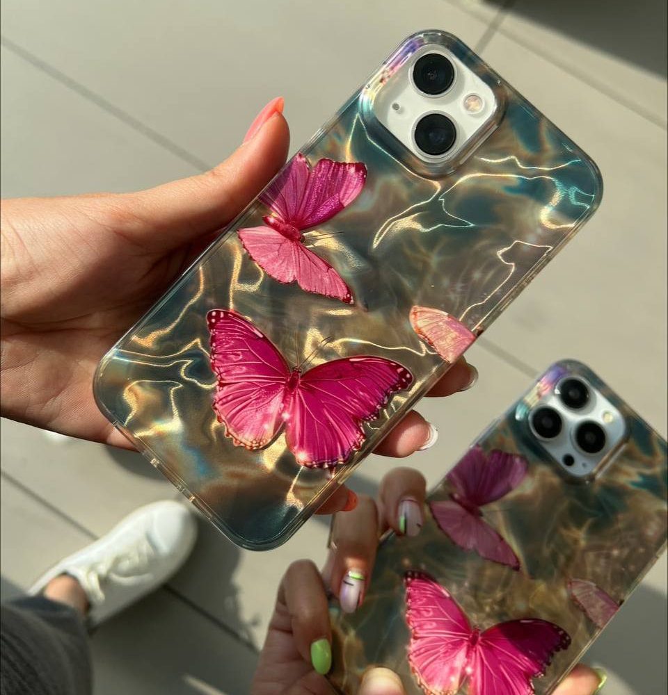 قاب پروانه روی آب