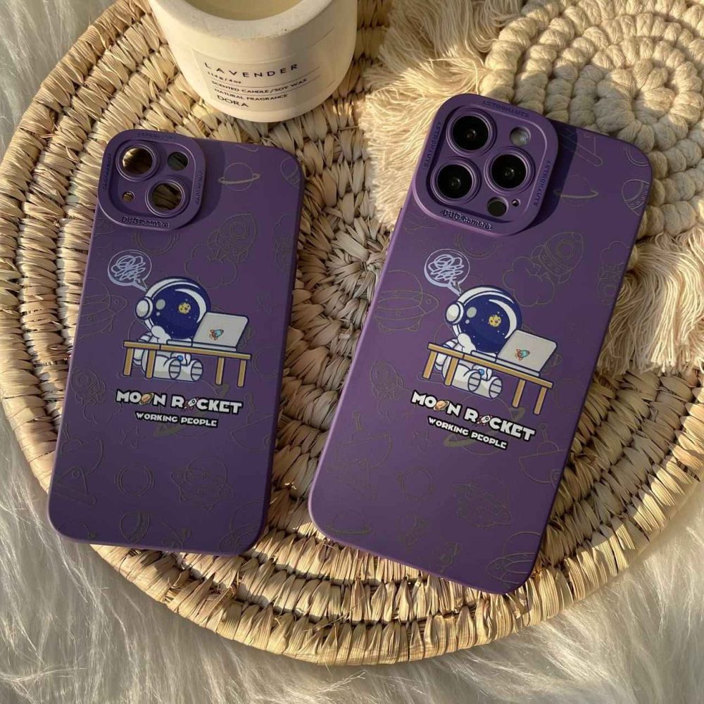 قاب فضانورد دانش آموز