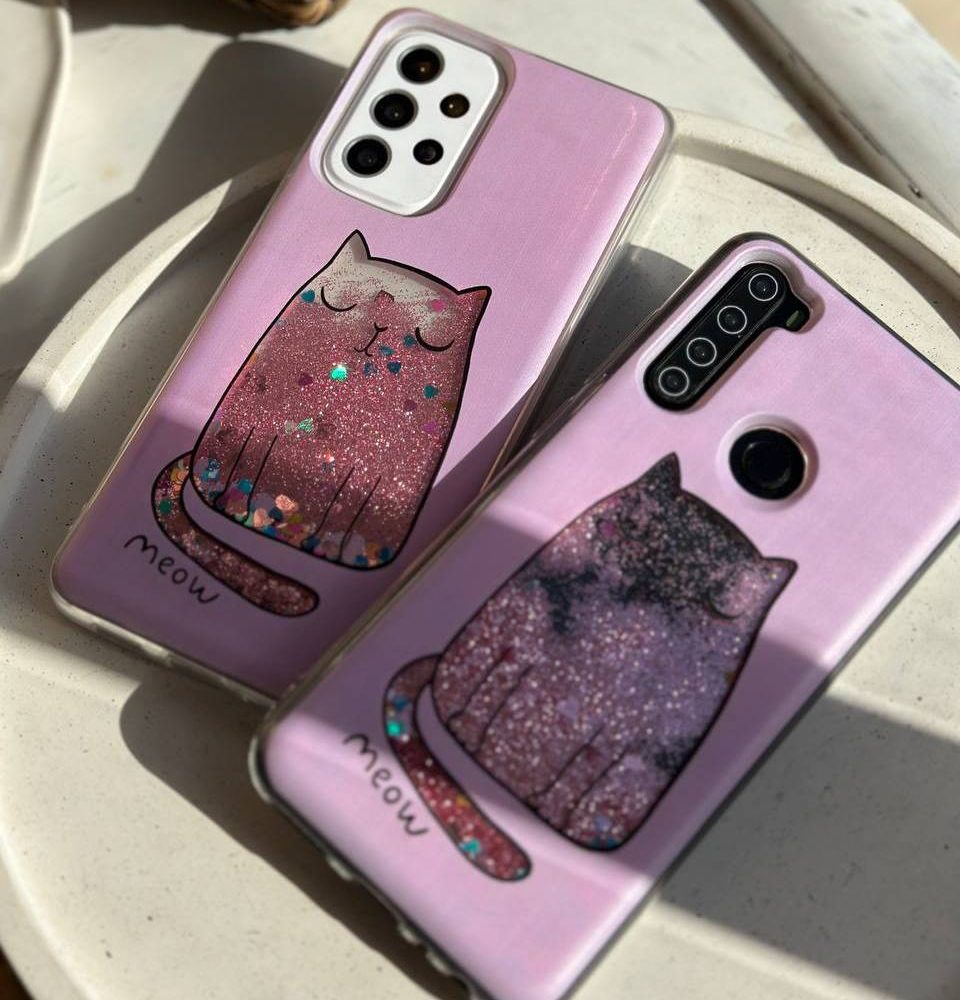 گربه صورتی آکواریومی