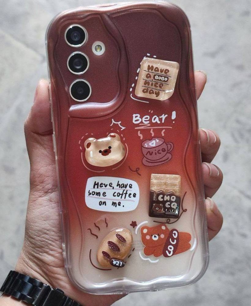 خرس و قهوه برجسته