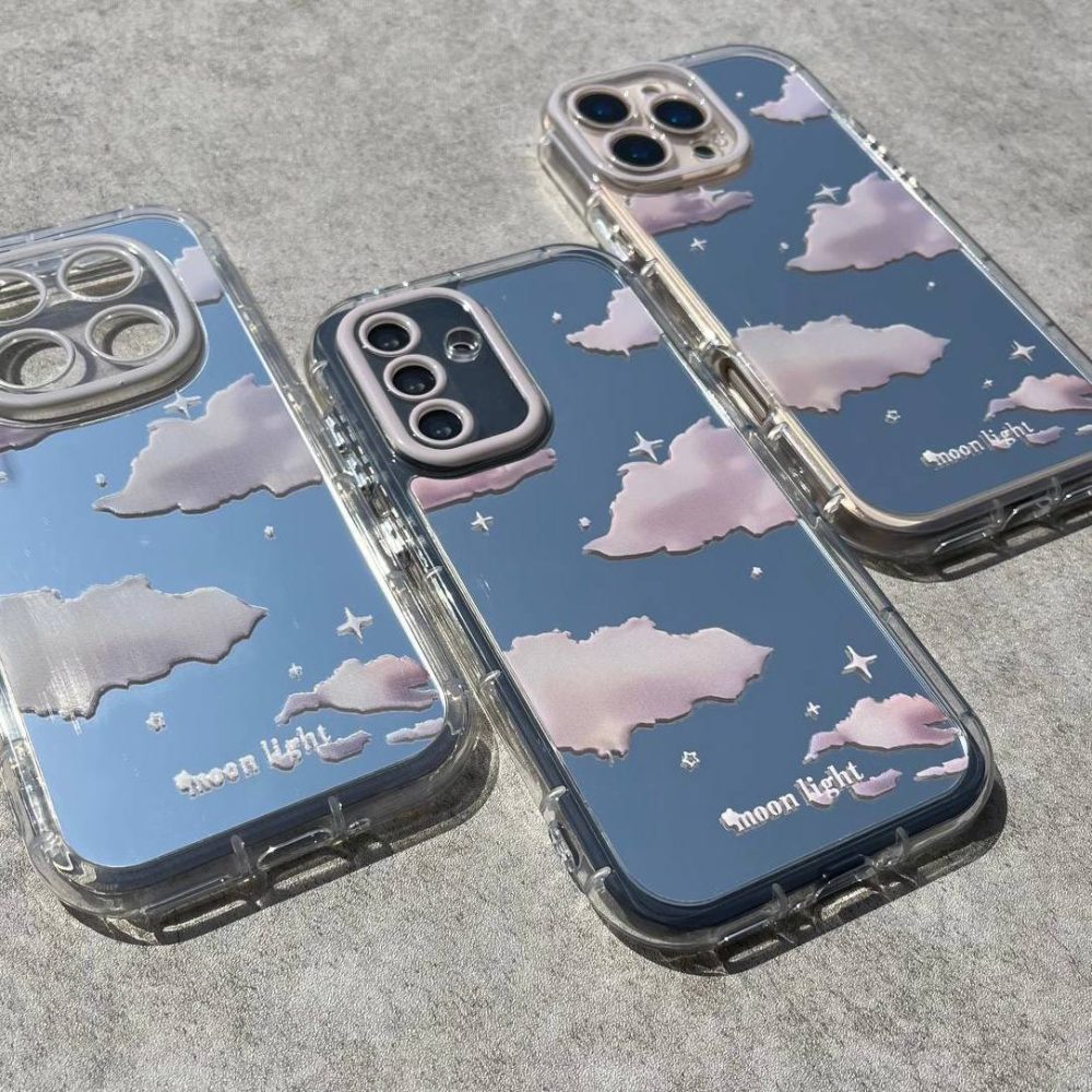 قاب آیینه ای ابر