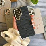 قاب لنز کربن