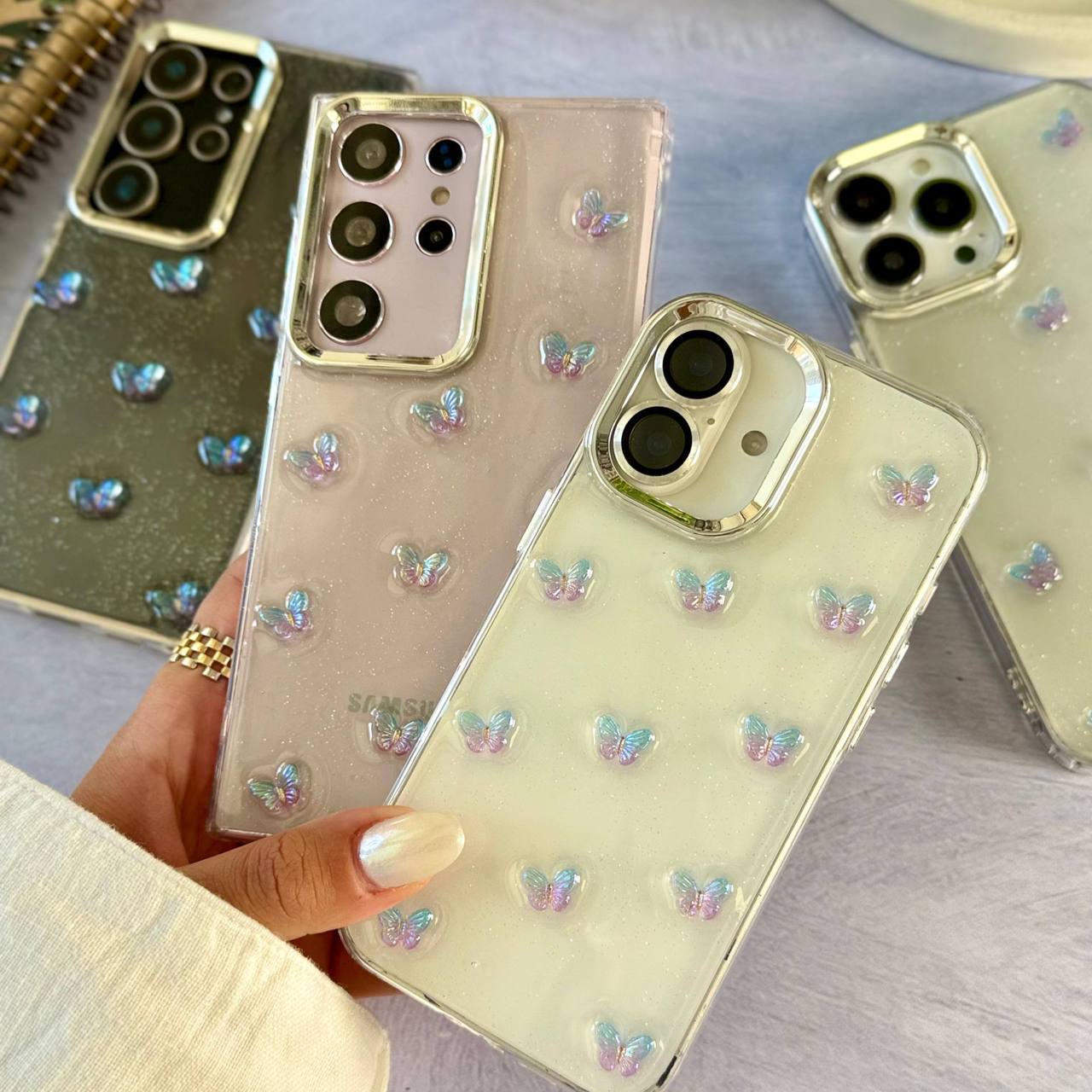 قاب پروانه اکلیلی