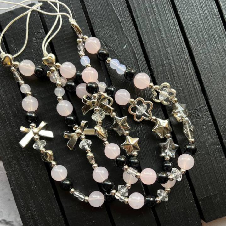 بند آویزمرواریدوپاپیون نقره ای