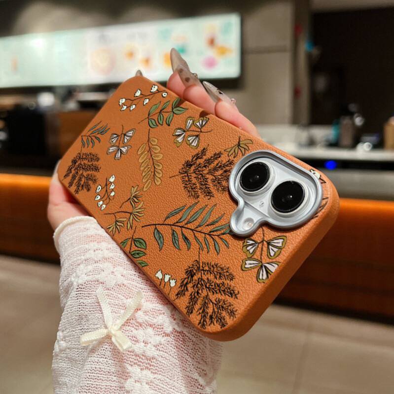 قاب طرح چرم برگ های پاییزی