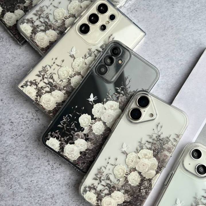 قاب گل رز سفید