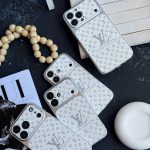لویی ویتون لنز سفید